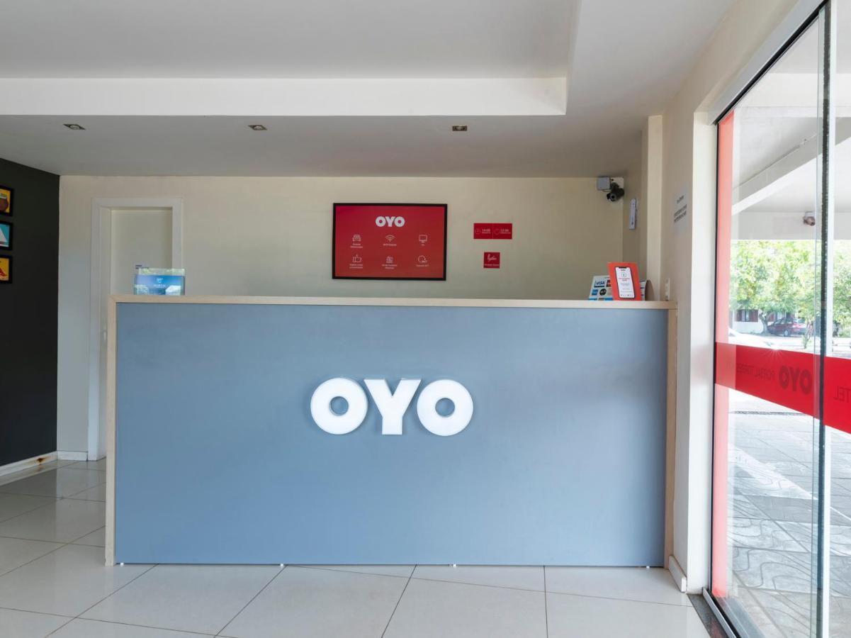 Oyo Portal Torres Hotel Passo de Torres Eksteriør bilde