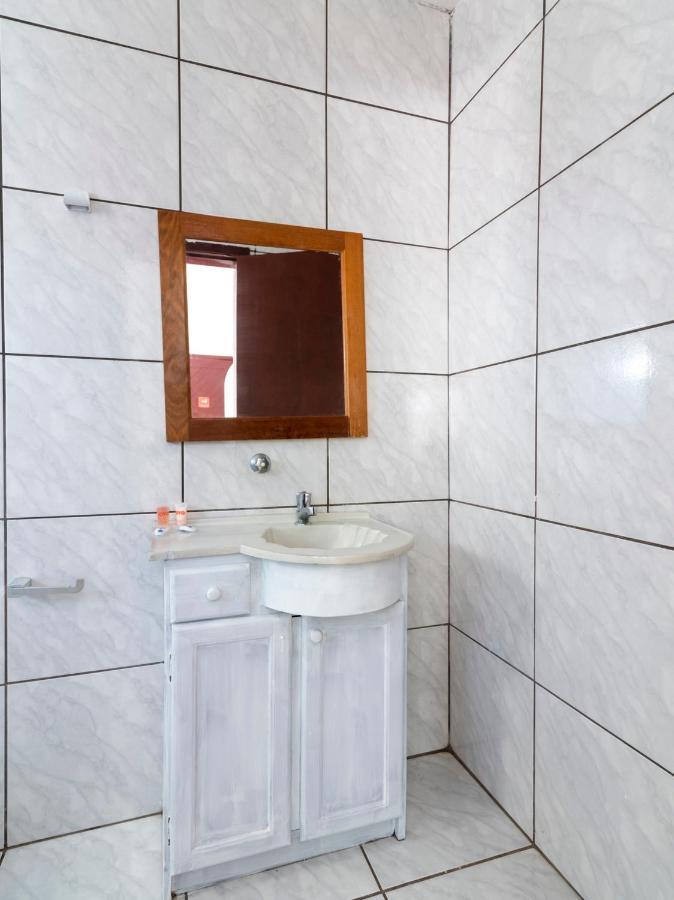 Oyo Portal Torres Hotel Passo de Torres Eksteriør bilde